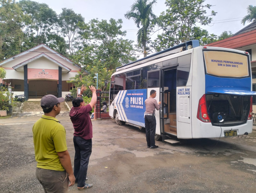 Permudah Warga, Polres Bengkulu Tengah Gelar Layanan SIM Keliling
